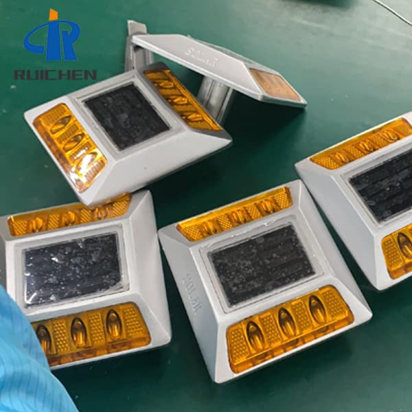 <h3>Solar Led Road Studs Synchronous Flashing For Port</h3>

